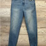 Abercrombie & Fitch  Super Skinny ankle high-rise in women’s size 33 or 16R Photo 0