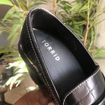 Torrid Black chunky platform heeled schoolgirl goth grunge dark academia loafers pumps Oxfords office siren core PU Leather croc pattern white stitching whimsygoth - Size 9WW Plus Size Friendly Photo 3