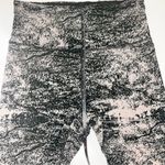 Athleta Printed Elation Glades 7/8 Tight Size Small Photo 8