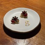 Vintage Fashion Gold and Jewel Crystal Clip Photo 1