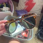 Steve Madden Sunglasses Photo 1