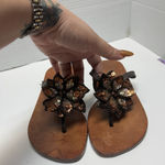 Mystique Boutique Mystique Beaded & Sequin Flower Thong Sandals Plum Women's Size 7 Photo 0