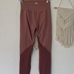 Vuori Colorblock Studio Athletic Leggings Photo 2