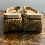 Volatile Women's Island Wedge Sandal size 7 Tan Photo 4