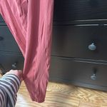 Aerie leggings w/ mesh on side Photo 1