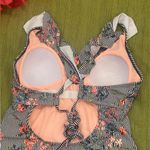 Gibson Latimer Bohemian Fashion Women's Ruffle V Neck One Piece Swimsuit Size XS Photo 3