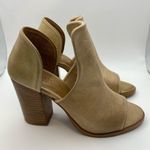 Diba True  Ivy stacked block heel pull on boogie size 6 in tan, new Photo 1