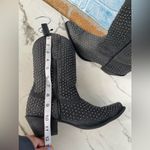 Laredo  cowboy boots studded size 9.5 Photo 8