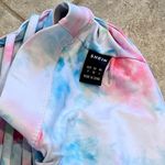 SheIn NEW Tie Dye Sports Bra Cross Cross High Support Pink White Blue Medium Pullover Photo 4