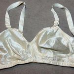 Vintage Mary Jane 1970s Satin Beige Minimizer Bra Size 34D NEW Tan Photo 0