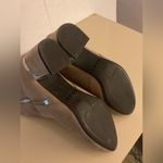 DKNY beige Suede crosbi heel Ankle Boots size 8 Photo 7