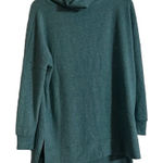 Zenana Outfitters pullover top size small Photo 0