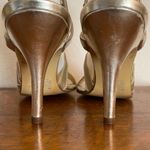 Liz Claiborne  Gold Heels‎ Photo 6