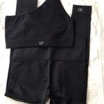 Set Active Onyx One-Shoulder Bra and leggings Photo 3