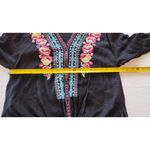 Andrée NWT Andree Women Black long sleeve floral embroidered Blouse size L low high Photo 11
