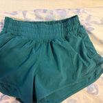 lulu lemon shorts size 2 2.5 low ride hotty hots Photo 0