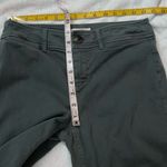 Loft  Ankle Crop Chino Straight Leg Pants Mid Rise Green Pockets Stretch Size 2 Photo 5