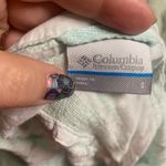 Columbia  Lightweight 1/2 Button Shirt Roll Sleeves Hiking Travel Size Small Photo 8