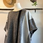 A New Day LOFT Gray Wool Blend Colorblock Soft Oversized Poncho Sweater NEW Size XS/S Photo 2