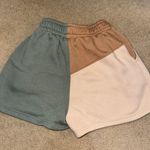Missguided Color Block Shorts Photo 3