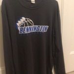 Sport-tek Women’s size medium Bennington Badgers basketball shirt Photo 5