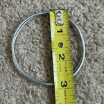 Set of 2 women’s vintage dainty two tone bangle bracelet one‎ size Silver Photo 4