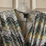 Soho Apparel LTD. Grey Multicolor Chevron V Neck Dress size Small Photo 2