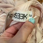 LF Seek the Label Floral Lace Romper Blush Pink Size Medium Photo 6