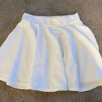 white mini skirt Photo 1