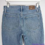 Madewell Tomboy Straight Jeans in Wright Wash, 26, MD681 Photo 9