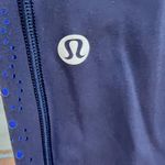 Lululemon NWOT  Color Me Quick Navy 7/8 Tight Legging SZ. 4 NWOT Photo 8