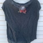 Rock & Republic  skulls and roses tee Photo 2