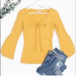 Illa Illa Ribbed Flare Sleeve Top‎ Photo 1