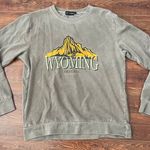 Pretty Little Thing Wyoming Crewneck Photo 1