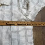 Chico's Travelers Collection White Textured Button Up Shirt Women's Size 2 EUC Photo 2