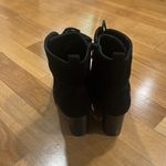 Journee Collection  women’s black lace up block heel boots size 8.5 Photo 2
