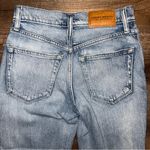 Lucky Brand High Rise Mom Distressed Jeans Size 00/24 R Photo 10
