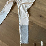 Outdoor Voices  Size Small Color Block Leggings Oatmeal Gray Photo 8