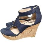 Karl Lagerfeld Women's Navy Platform Heels Size 7M SKU 1868 Photo 3