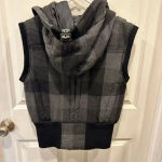 Coffeeshop Hooded Cropped Plaid Puffer Vest Juniors‎ size Large NWT Black Photo 6