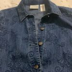 Alfred Dunner Ladies size 6 Petite Blue Denim Jacket  Pretty Embroidery Photo 1