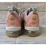 Nike  Air Vapormax Plus Bleached Coral Pink White AO4550-603 Women's‎ Size 8 Photo 4
