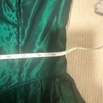 Vintage Emerald Green Sleeveless Sweetheart Prom Gown Photo 6