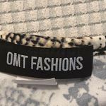 snake print crop top Photo 2