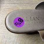 Italian Shoemakers Sandals Beige Wedge Heels Gold Accent Size 8.5 Women Photo 8