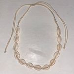 SheIn Shell Necklace Photo 0