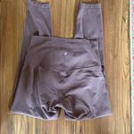 Lululemon  Wonder Under Leggings great condition Photo 3