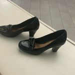 Clarks Artisan Women's Glossy Black Loafers 6M. No flaws-Very light wear Photo 1