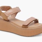 DV by Dolce Vit Dolce Vita Debra Platform Sandal Size 8 Photo 0