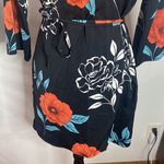 Forever 21  Floral Print kimono-style Wrap Dress in black with red size S Photo 11